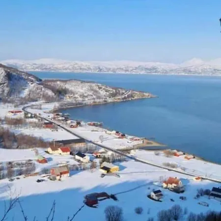 Jovika In The Heart Of Mallangen 아파트 *